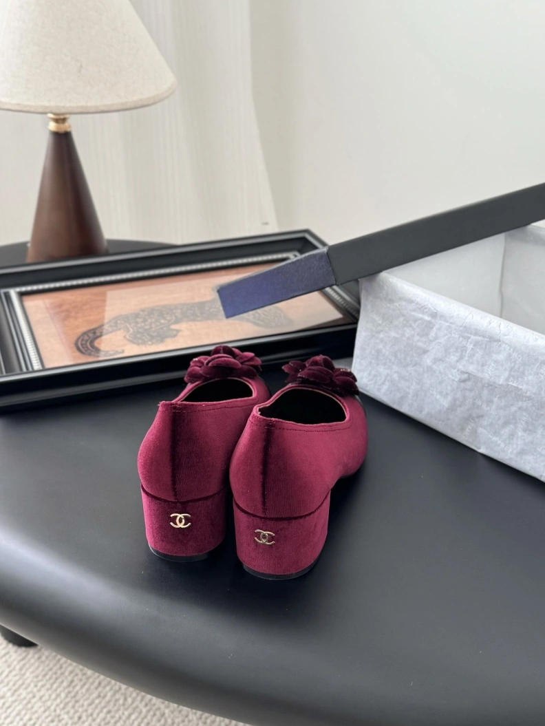Chxnxl Flat Shoes Bold 117575