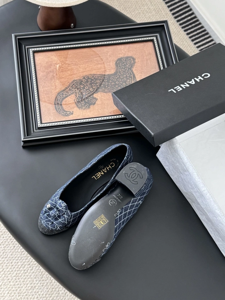 Durable Chxnxl Flat Shoes 117587