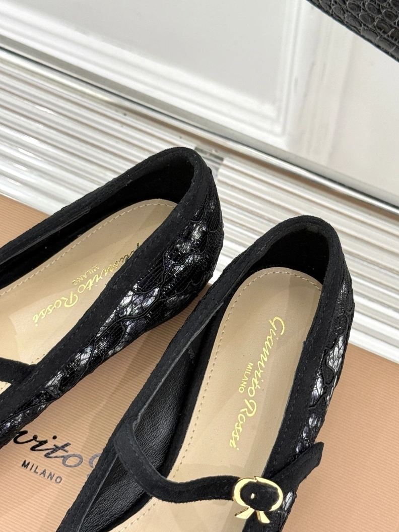 Stylish Othxr flat shoes 208632