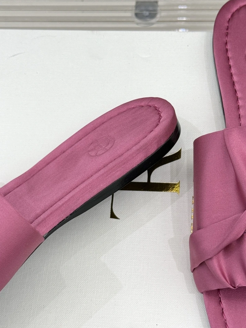 Bold Othxr Slippers 208156