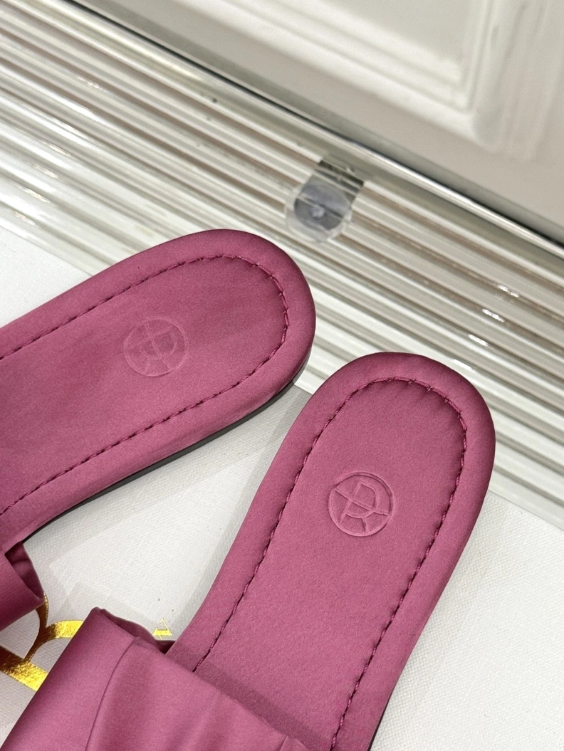 Bold Othxr Slippers 208156
