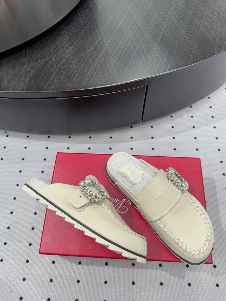 Othxr Slippers WellDesigned 208160