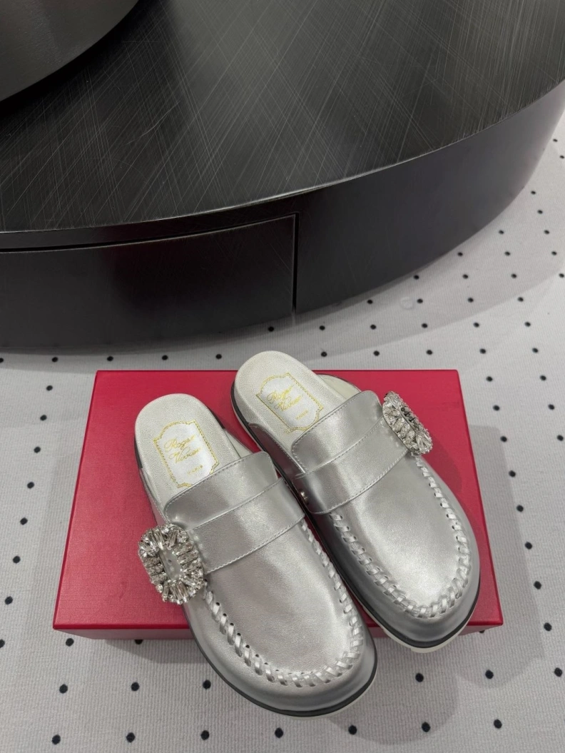Othxr Slippers WellDesigned 208165