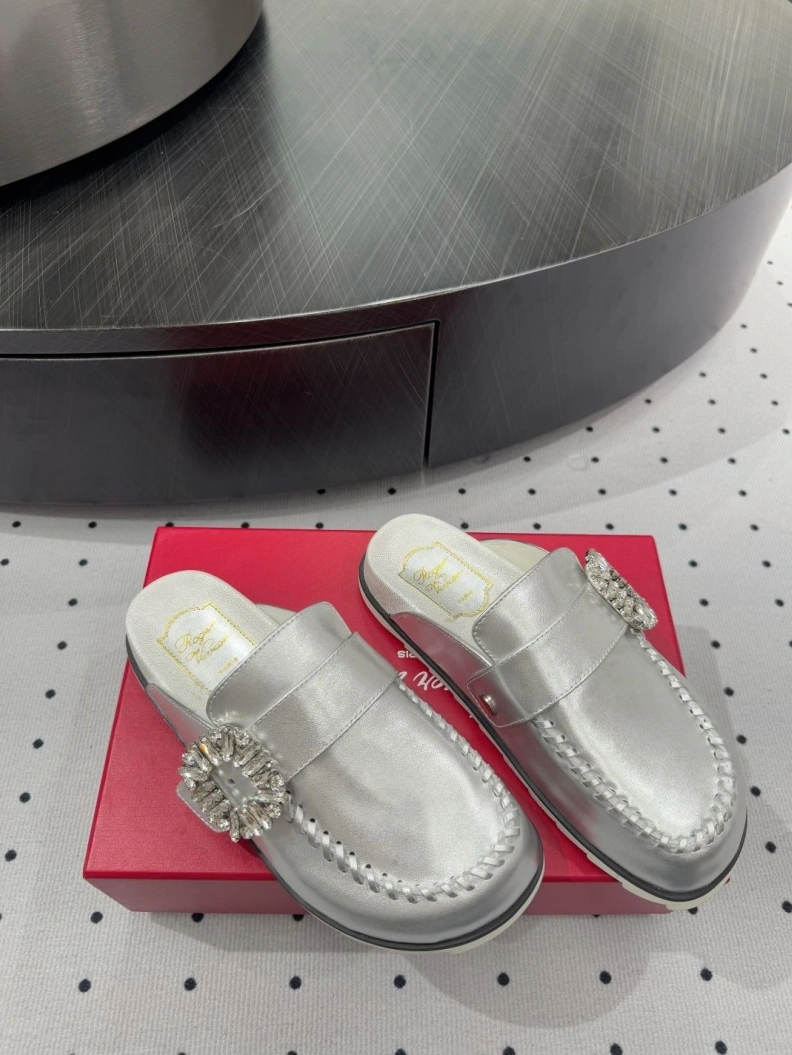Othxr Slippers WellDesigned 208165