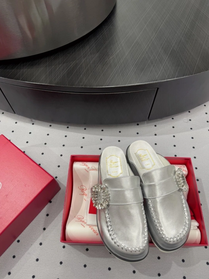 Othxr Slippers WellDesigned 208165