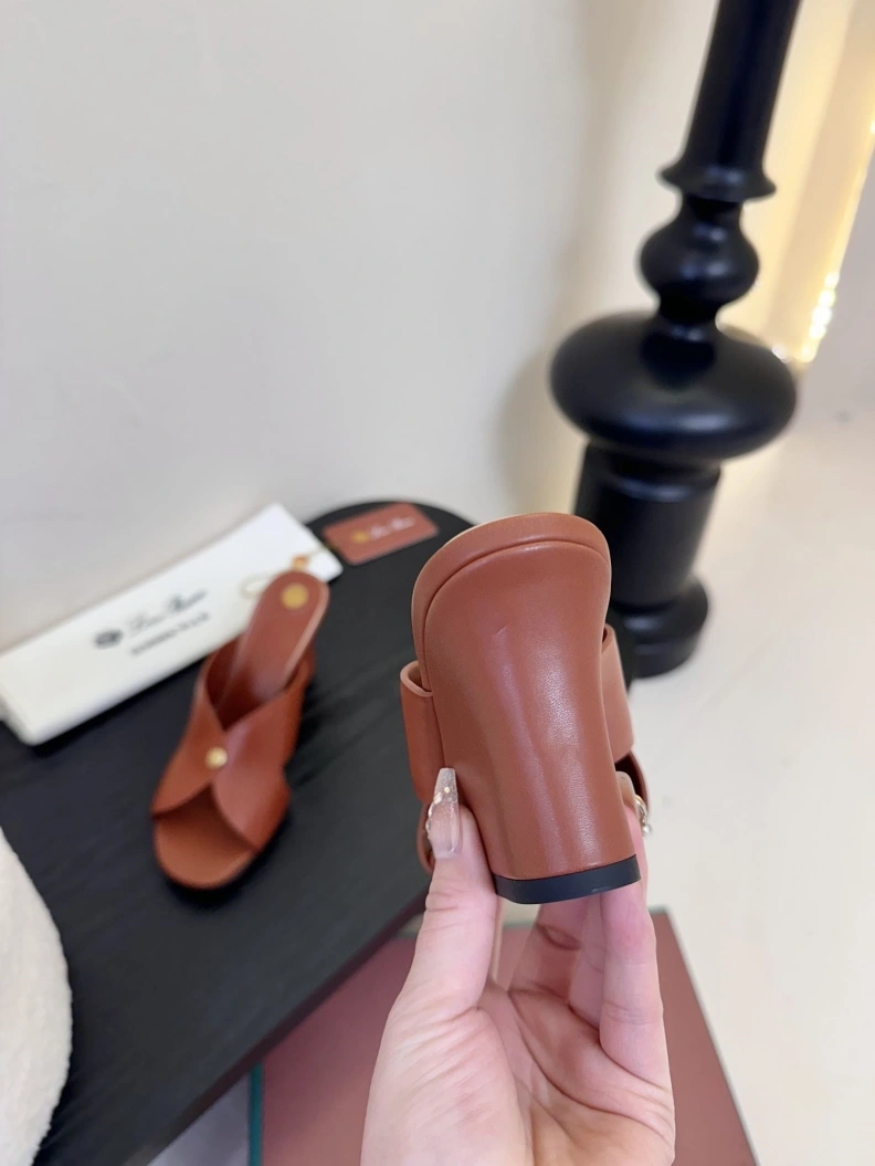Othxr Slippers Elegant 208154