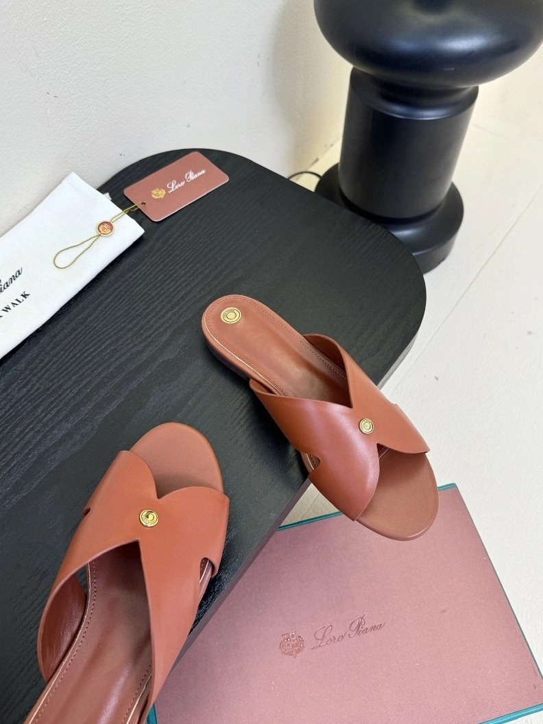 Minimalist Othxr Slippers 208147