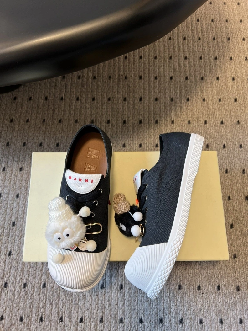 Practical Othxr Sneakers 207911