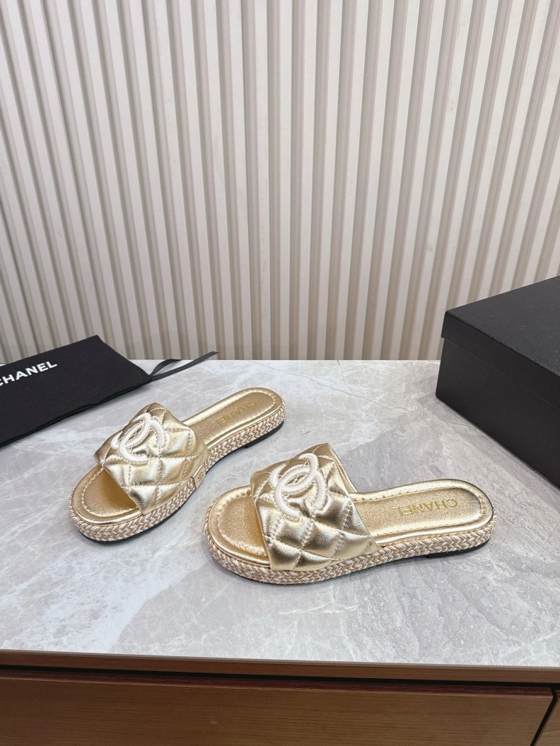 Chxnxl Slippers WellDesigned 116963