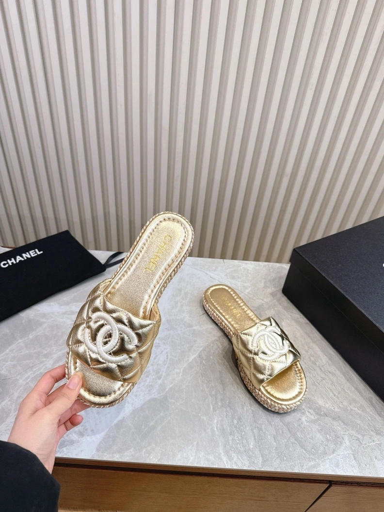 Chxnxl Slippers WellDesigned 116963