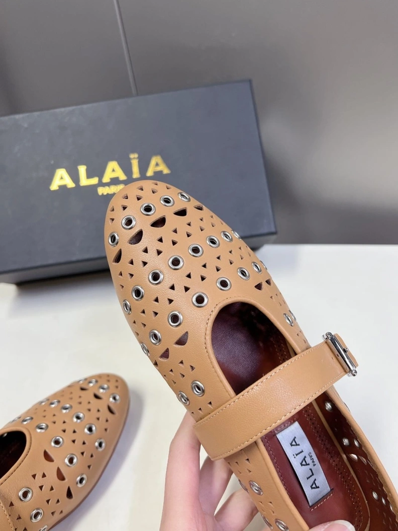 Functional Othxr flat shoes 209751