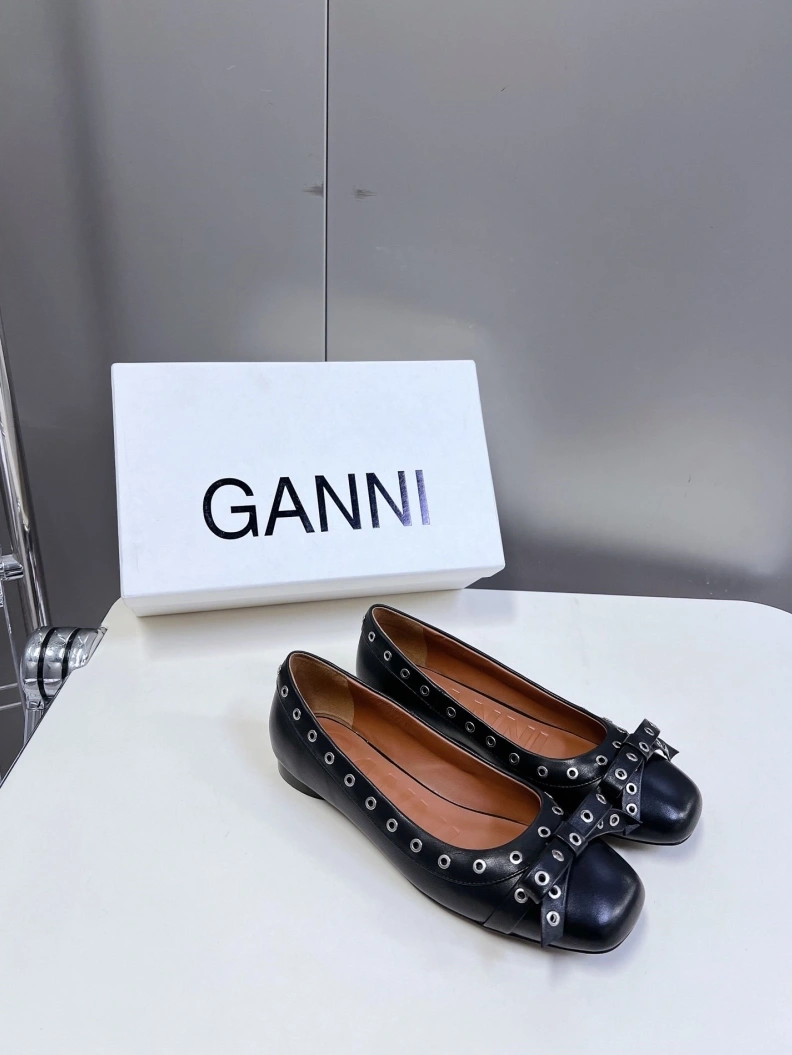 Othxr flat shoes Timeless 209746