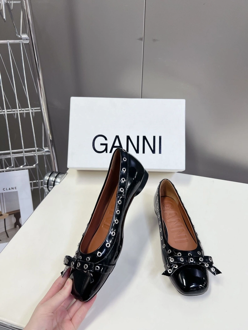 Trendy Othxr flat shoes 209745