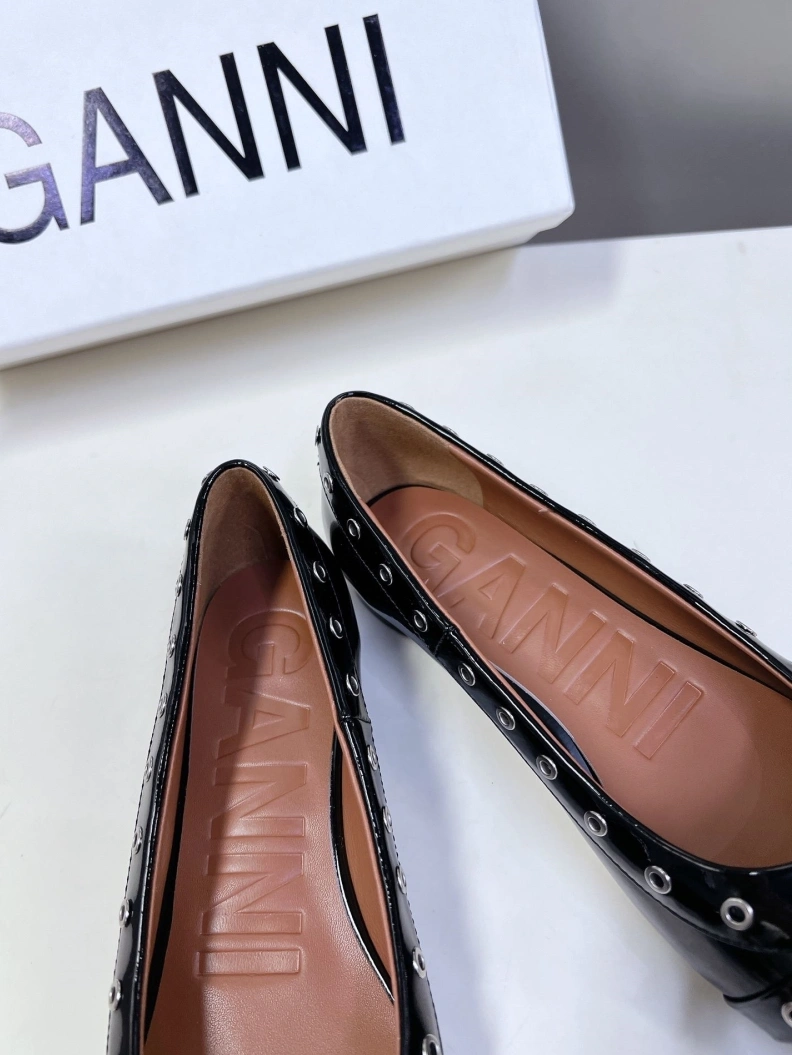 Trendy Othxr flat shoes 209745