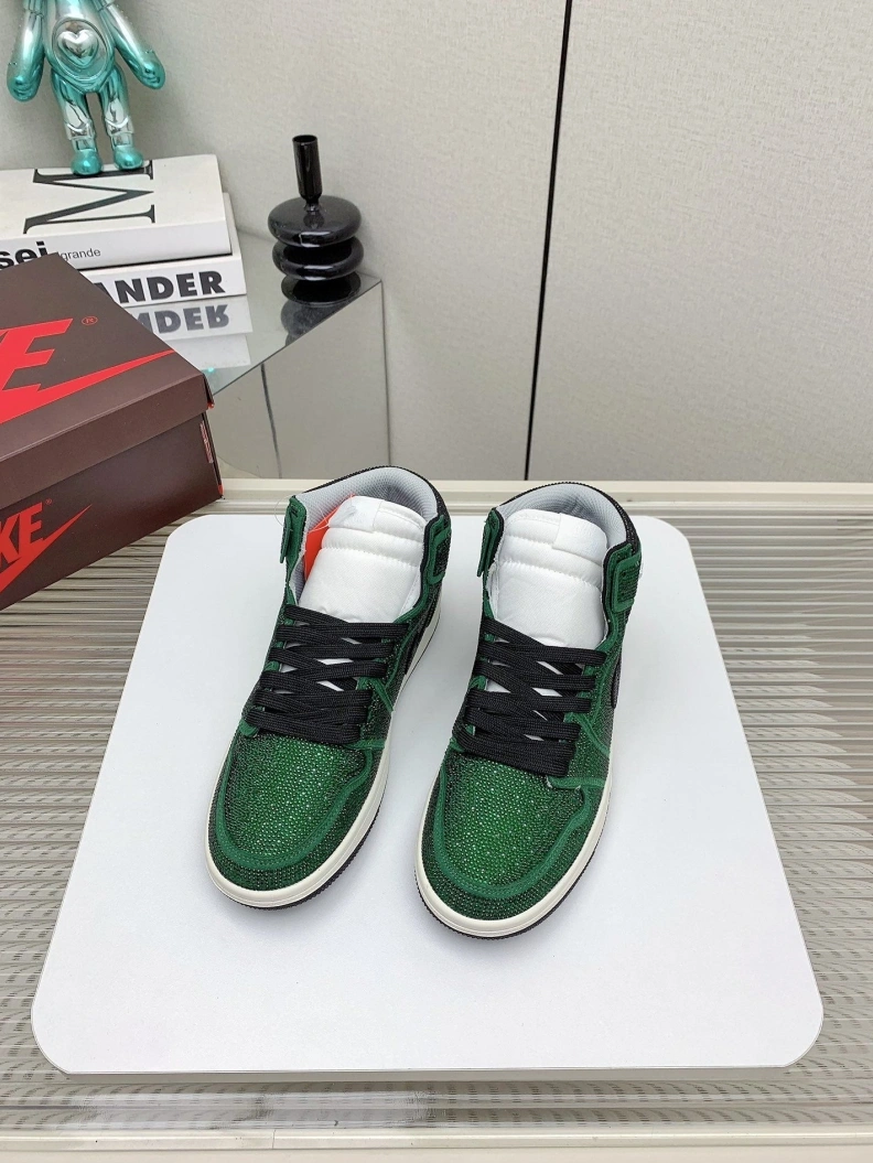 Efficient Nxkx Sneakers 198590