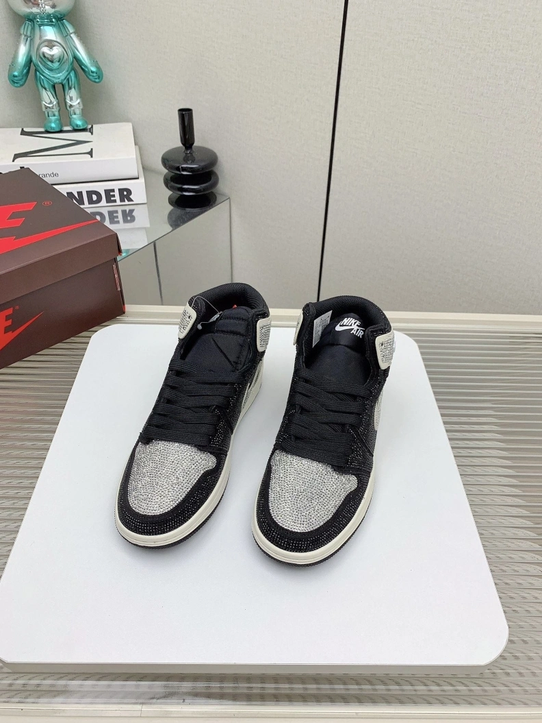 Refined Nxkx Sneakers 198583