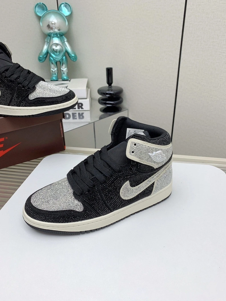 Refined Nxkx Sneakers 198583