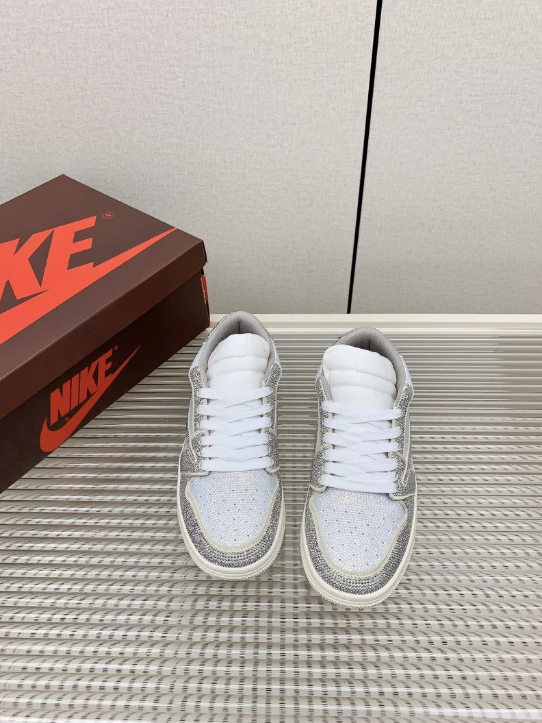 Flexible Nxkx Sneakers 198575