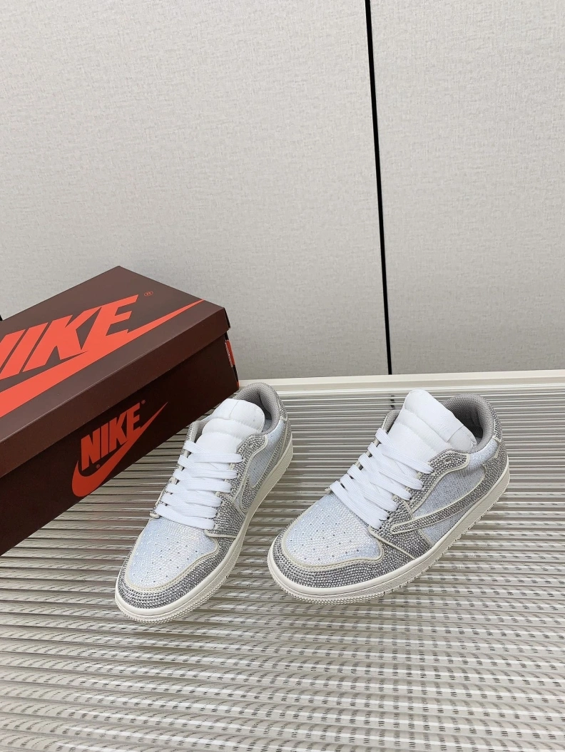 Flexible Nxkx Sneakers 198575