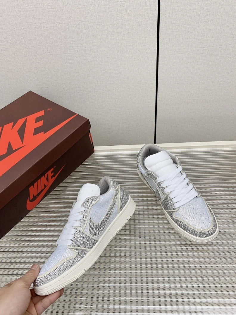 Flexible Nxkx Sneakers 198575
