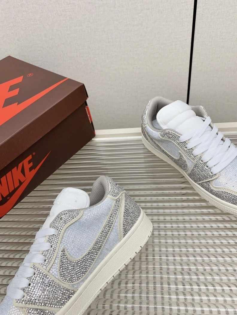 Flexible Nxkx Sneakers 198575