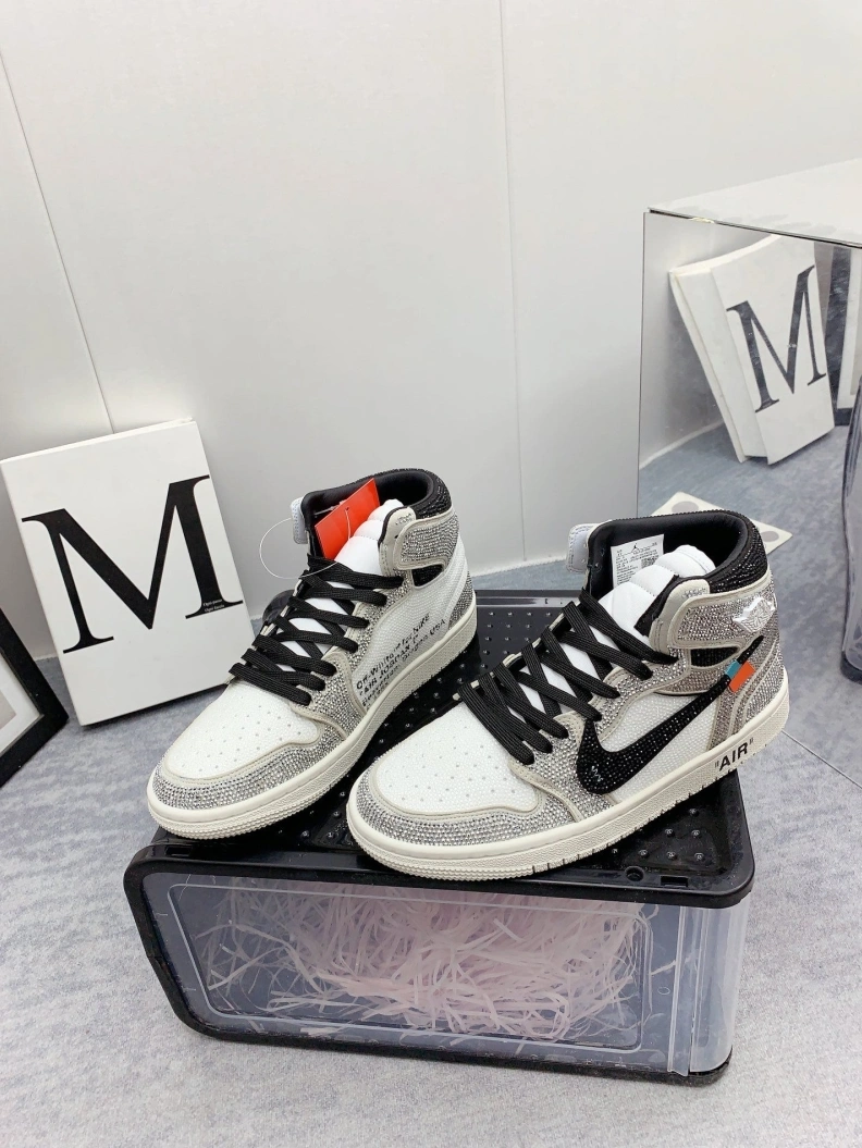 Lightweight Nxkx Sneakers 198572