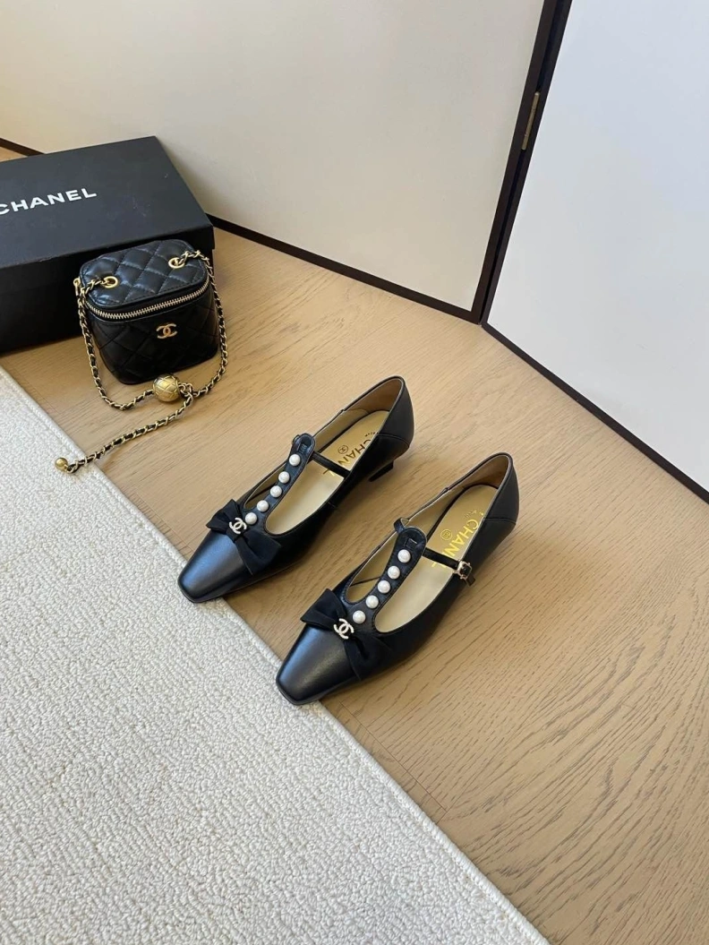 Stylish Chxnxl Flat Shoes 117936