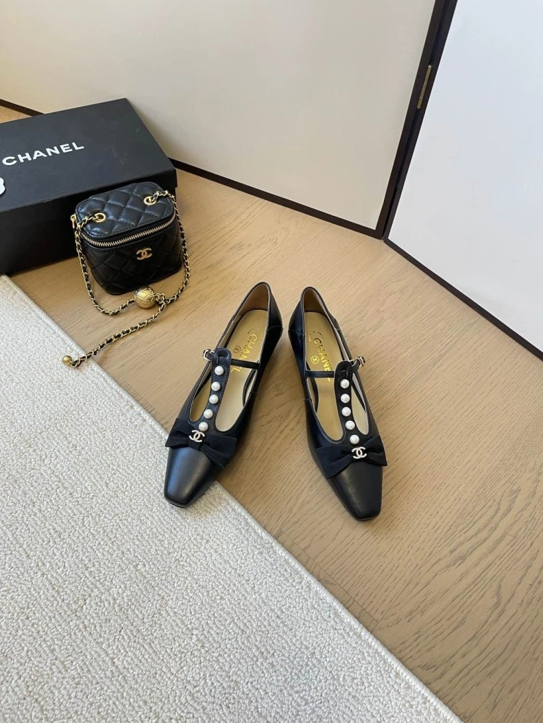 Stylish Chxnxl Flat Shoes 117936