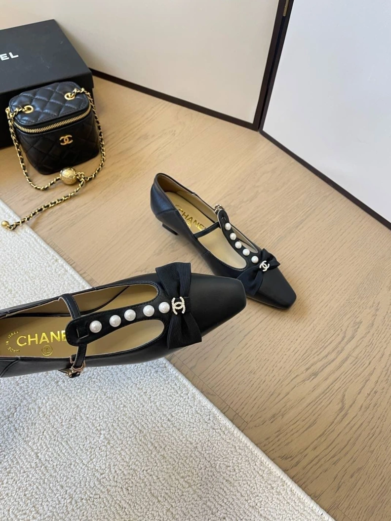 Stylish Chxnxl Flat Shoes 117936