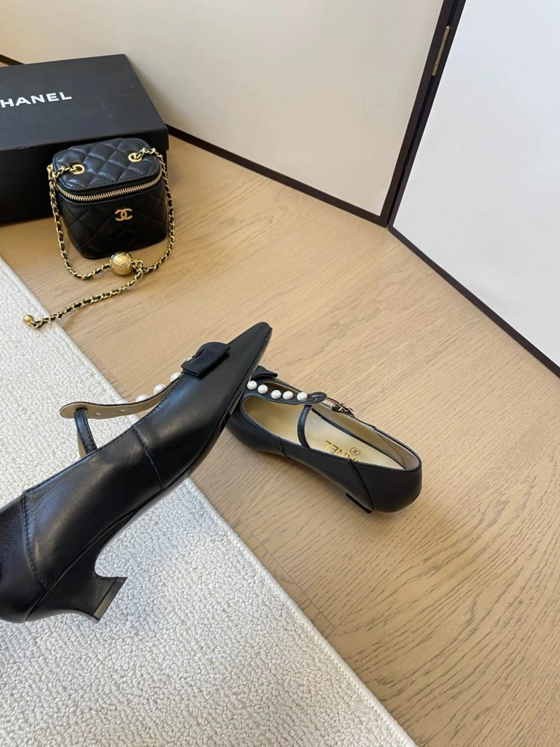 Stylish Chxnxl Flat Shoes 117936