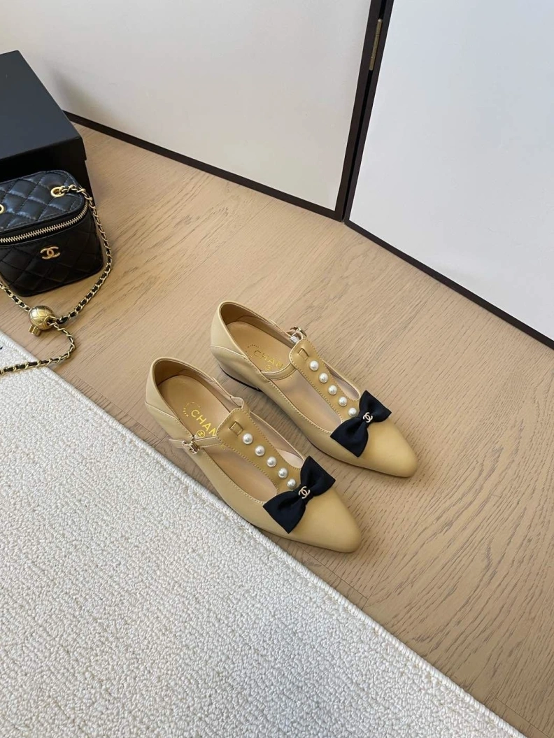 Stylish Chxnxl Flat Shoes 117945