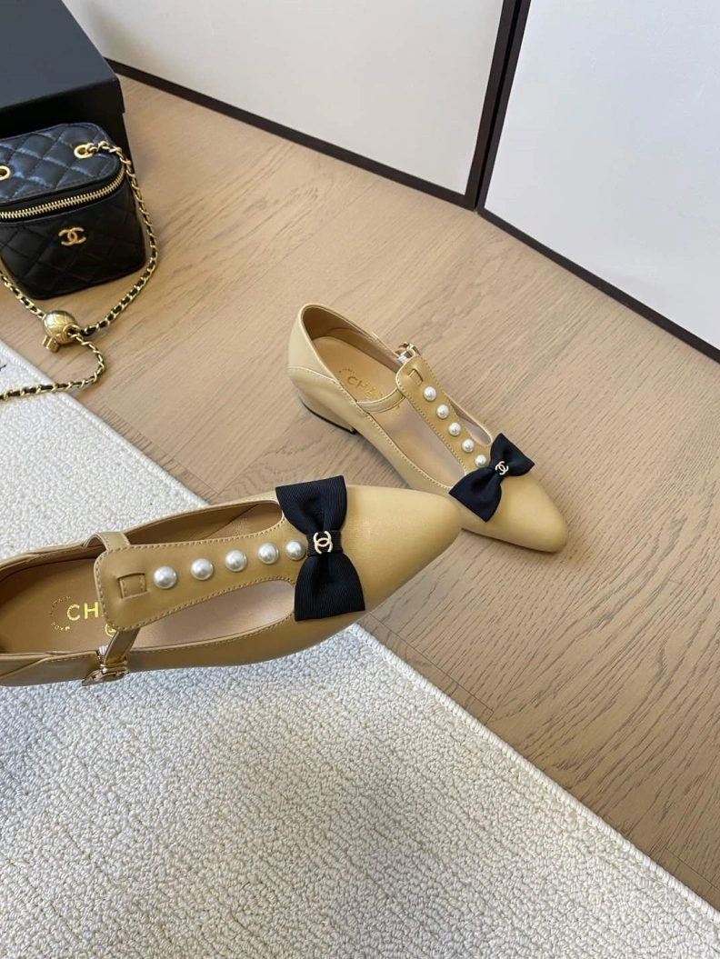 Stylish Chxnxl Flat Shoes 117945
