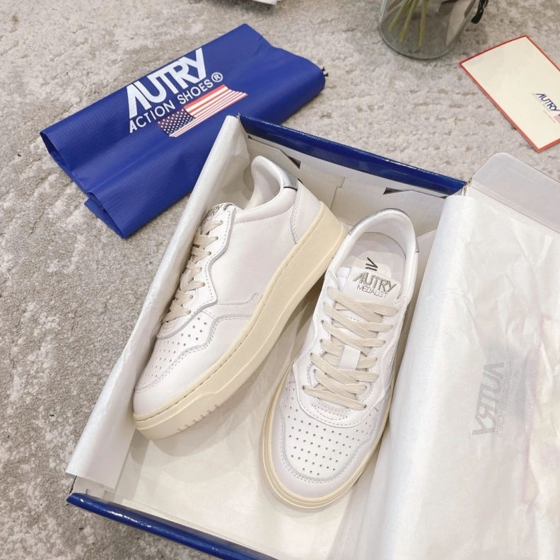 Resilient Othxr Sneakers 209467