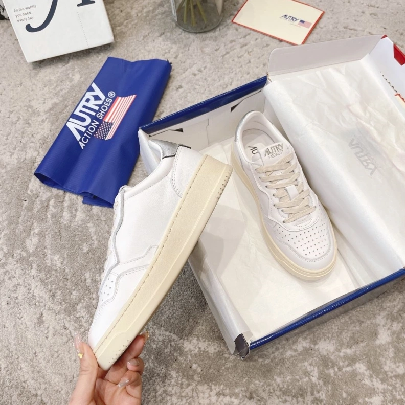 Resilient Othxr Sneakers 209467