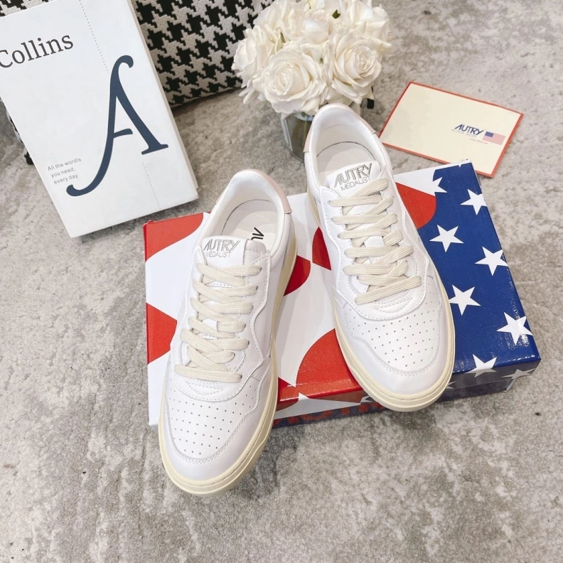 WellDesigned Othxr Sneakers 209476