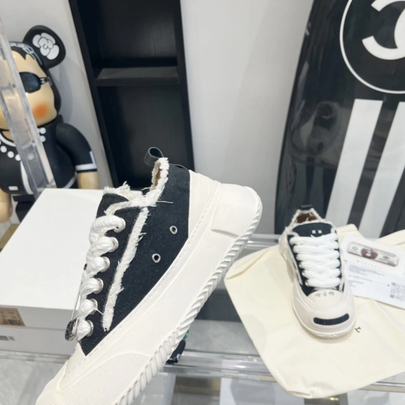 Practical Othxr Sneakers 209442