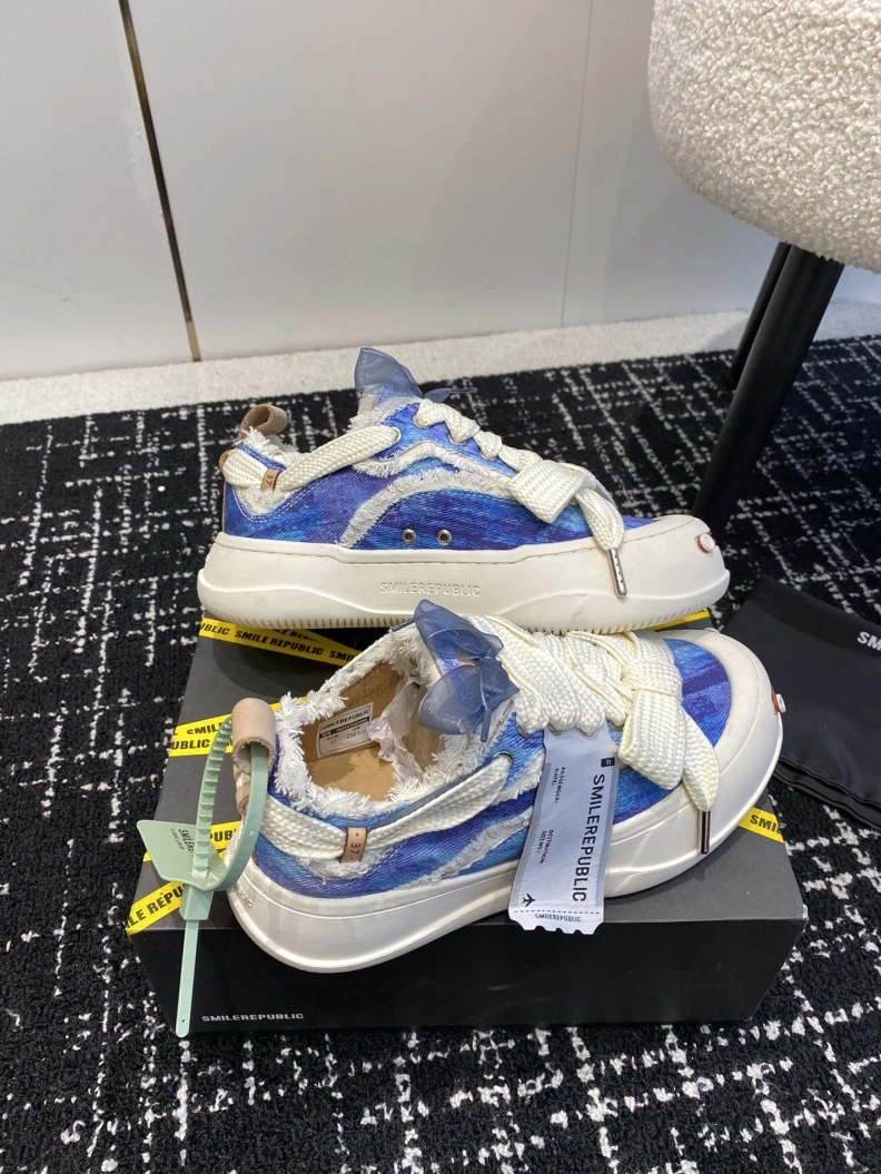 Efficient Othxr Sneakers 209420