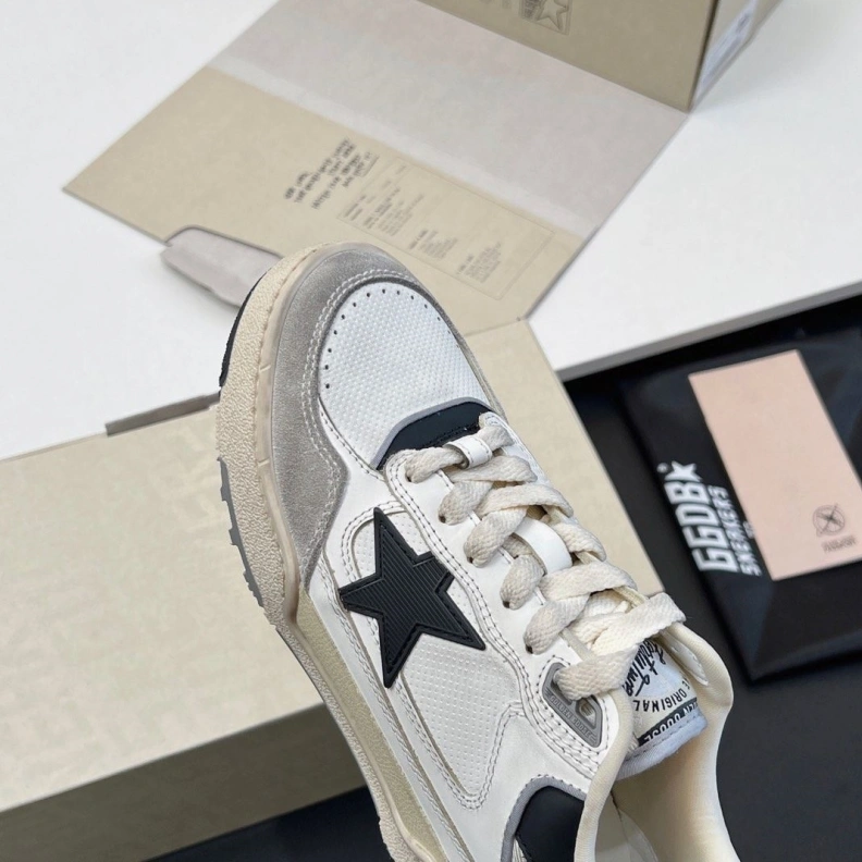 Soft Othxr Sneakers 209387