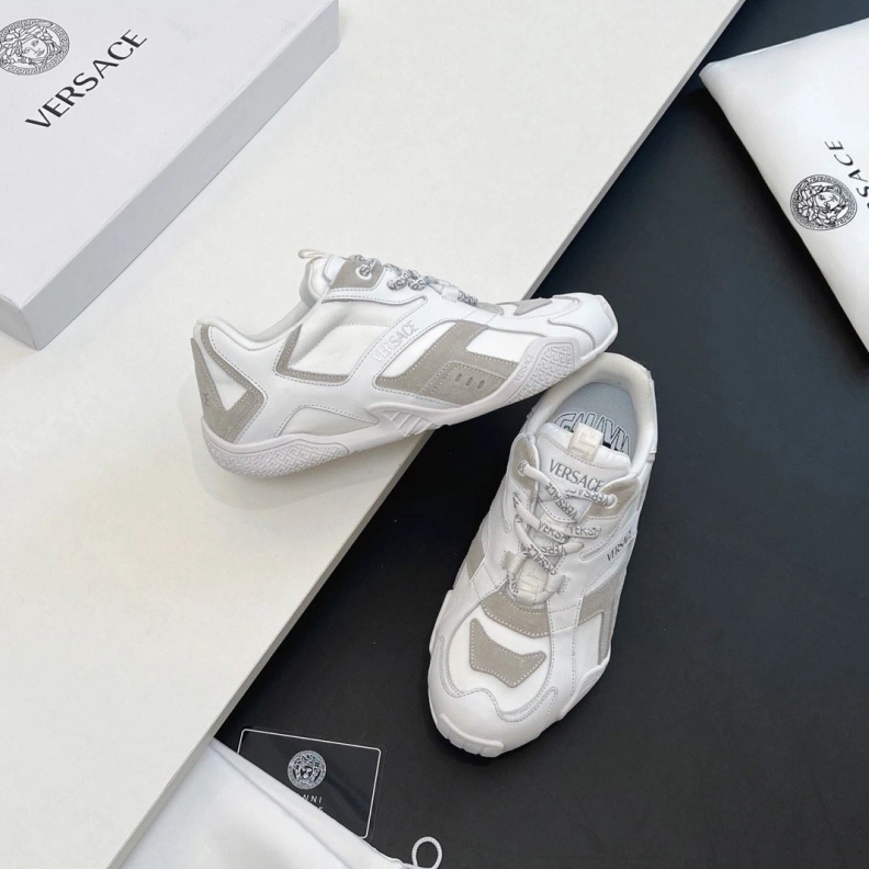 Resilient Gxvxnchy Sneakers 151763