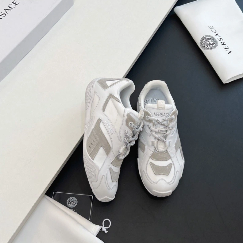 Resilient Gxvxnchy Sneakers 151763