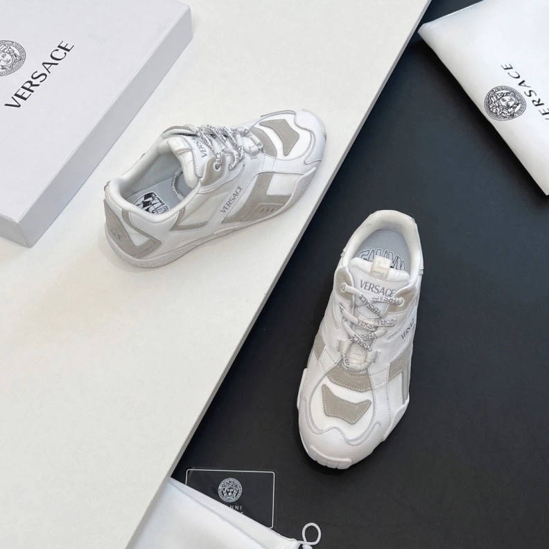 Resilient Gxvxnchy Sneakers 151763