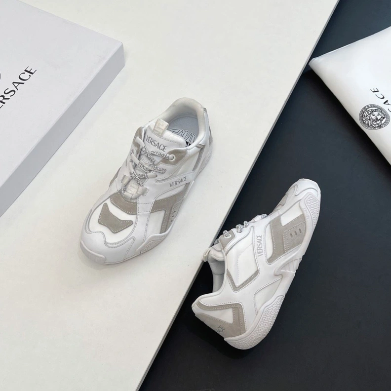 Resilient Gxvxnchy Sneakers 151763