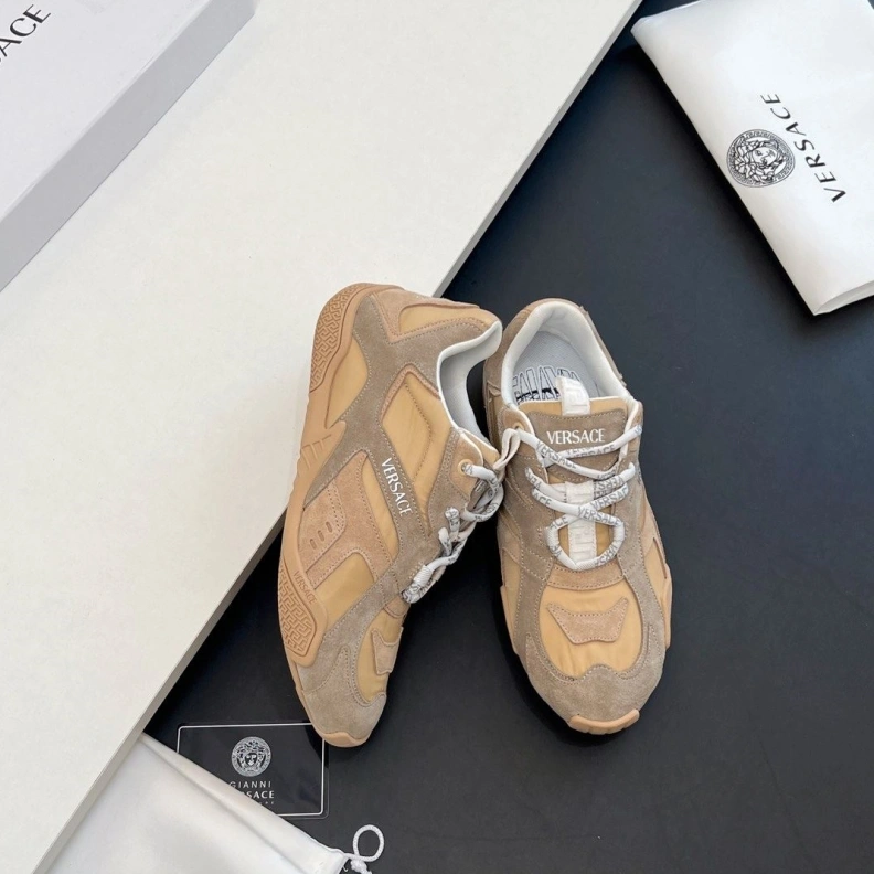 Gxvxnchy Sneakers Modern 151758