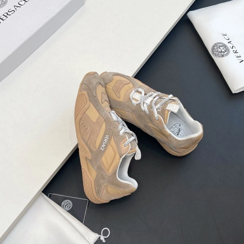Gxvxnchy Sneakers Modern 151758