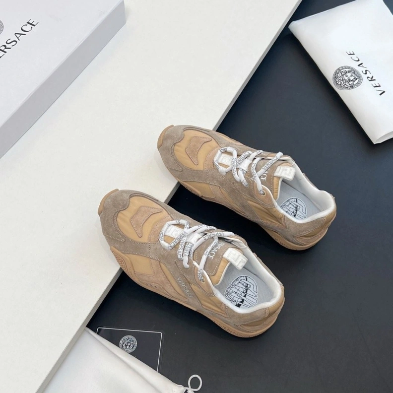 Gxvxnchy Sneakers Modern 151758