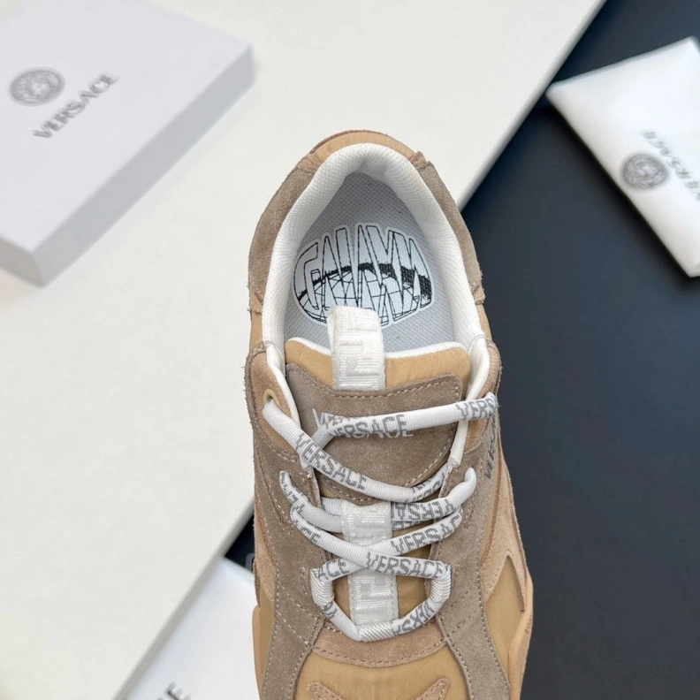 Gxvxnchy Sneakers Modern 151758