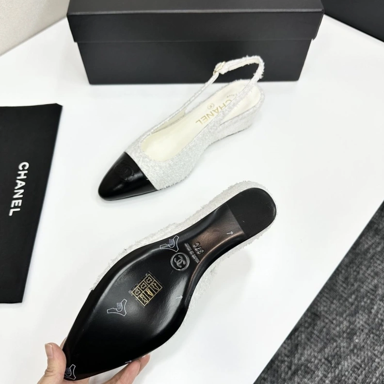 Soft Chxnxl Sandals 117868