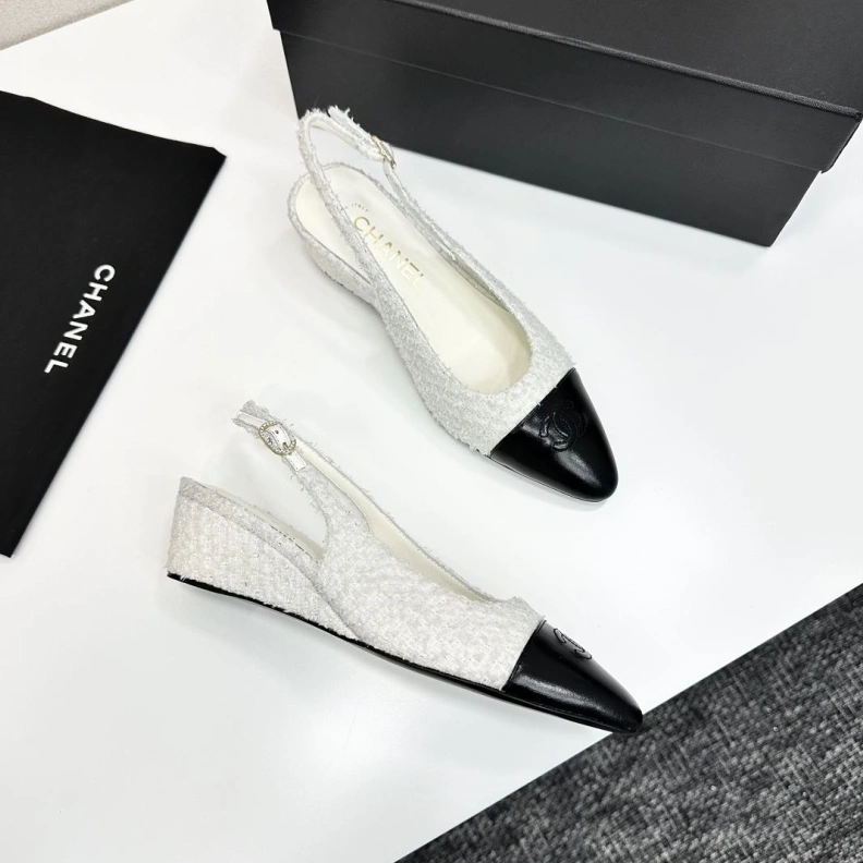 Soft Chxnxl Sandals 117868