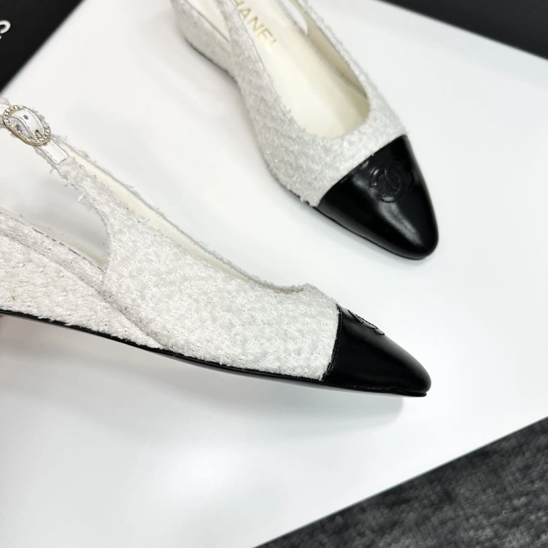 Soft Chxnxl Sandals 117868