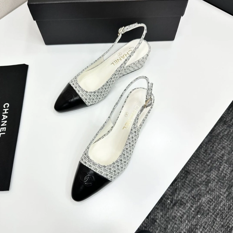 Sophisticated Chxnxl Sandals 117869